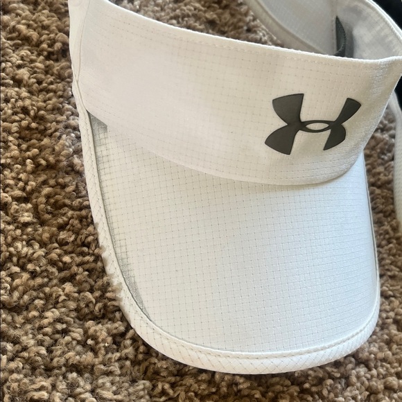 Under Armour White Visor Hat - Picture 2 of 5